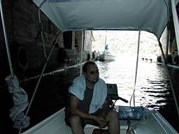 DSCN3926 ponorkova zakladna na ostrove Brac.JPG